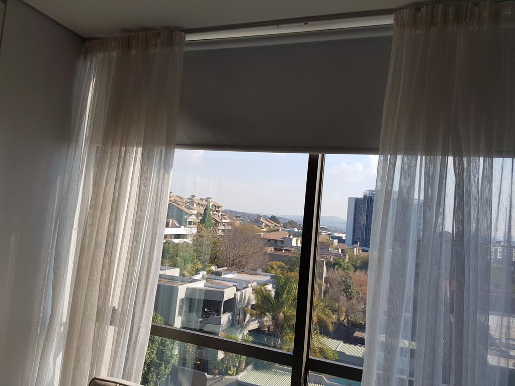 615 Sandton Skye جوهانسبورغ المظهر الخارجي الصورة