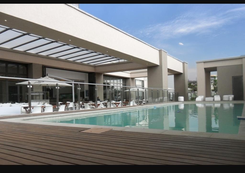 615 Sandton Skye جوهانسبورغ المظهر الخارجي الصورة